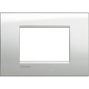 Bticino Livinglight deska / 3 čtvercové moduly / LNA4803GL / stříbrná